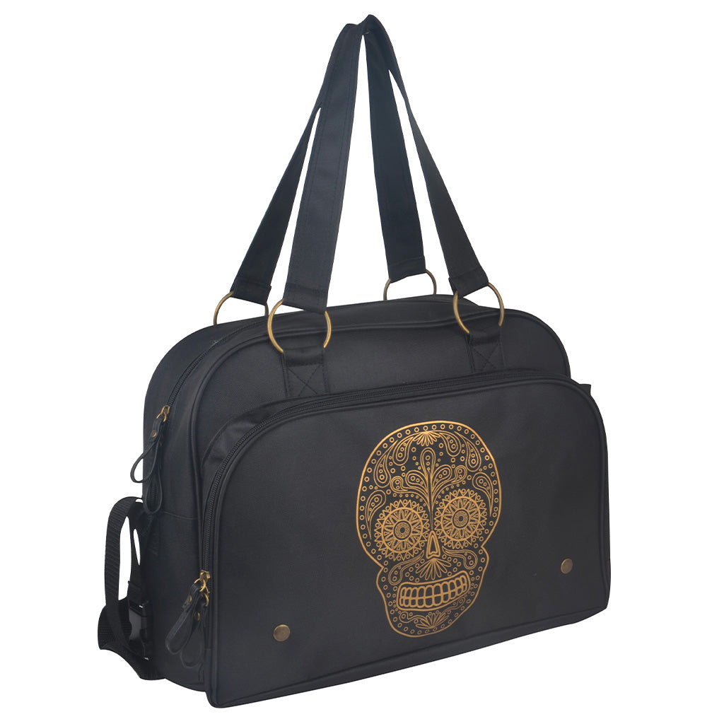 Sac à langer Simply Love Tattoo Baby on Board noir avec motif tête de mort dorée, alliant style audacieux et fonctionnalité pour les parents modernes.